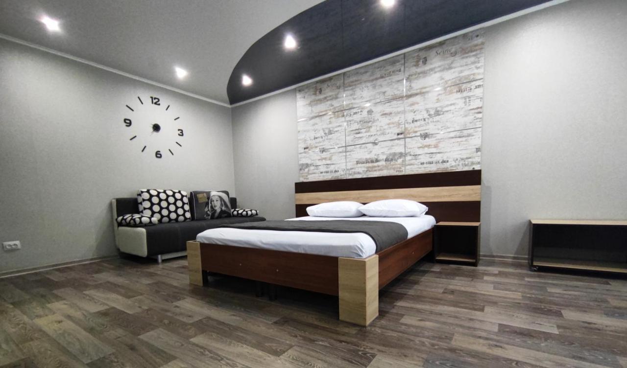 Люкс В Центре Металлургов 31 Kr Apartments Kryvyj Rih Exteriér fotografie