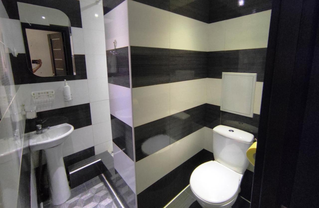 Люкс В Центре Металлургов 31 Kr Apartments Kryvyj Rih Exteriér fotografie